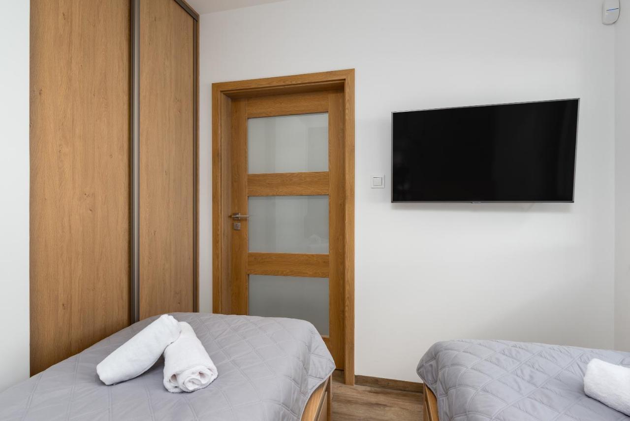 Czarna Perla- Apartament Przy Solisku Szczyrk Exterior foto